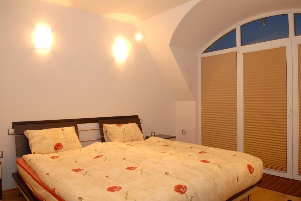 Hotel Avis Sandanski Ngoại thất bức ảnh