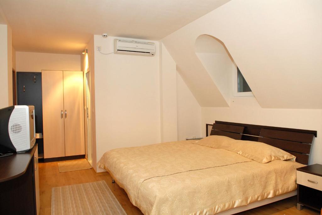 Hotel Avis Sandanski Ngoại thất bức ảnh